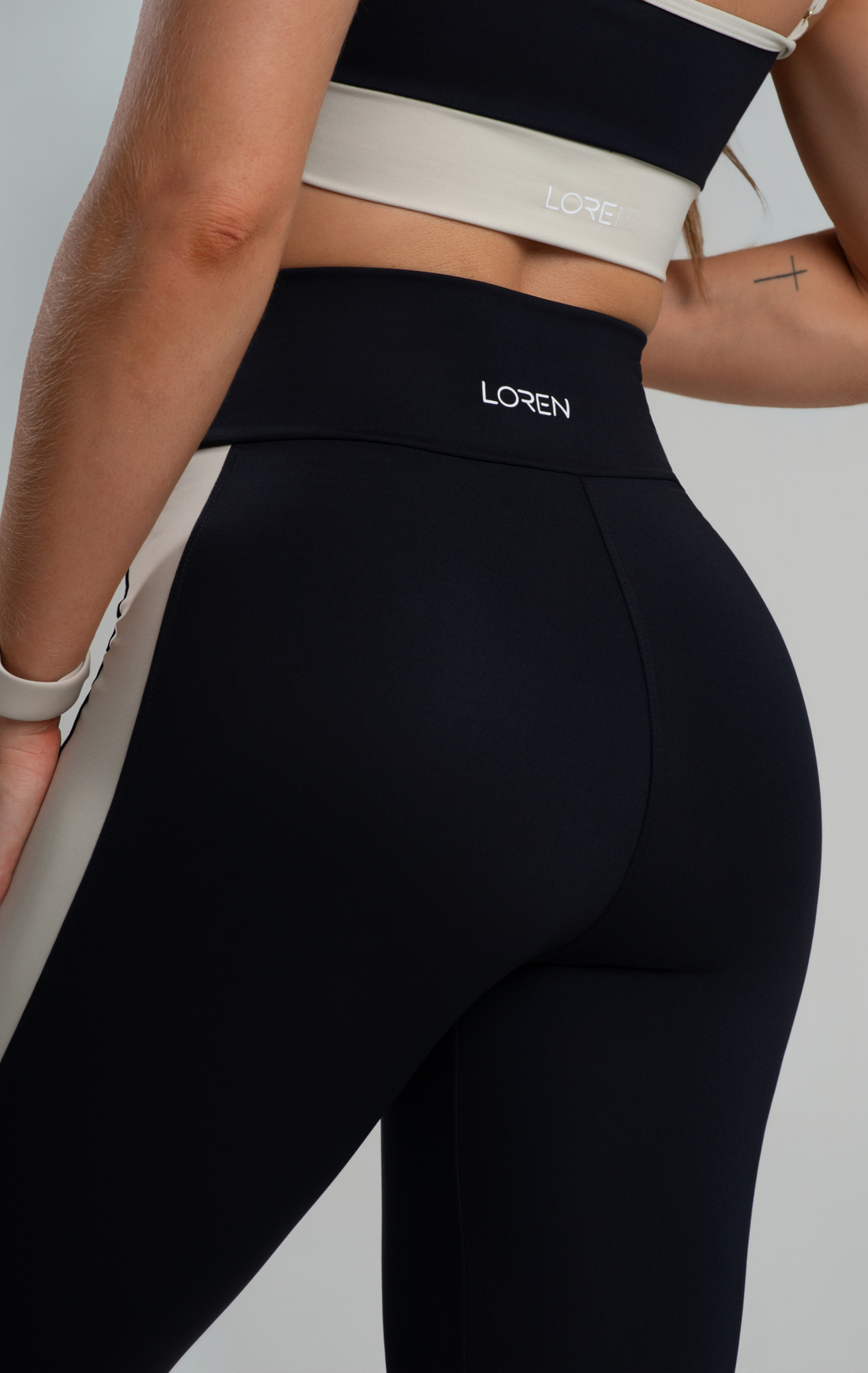 Legging Fitness Feminina Pala Dupla Cós Alto Poliamida Zero Transparência - Essence