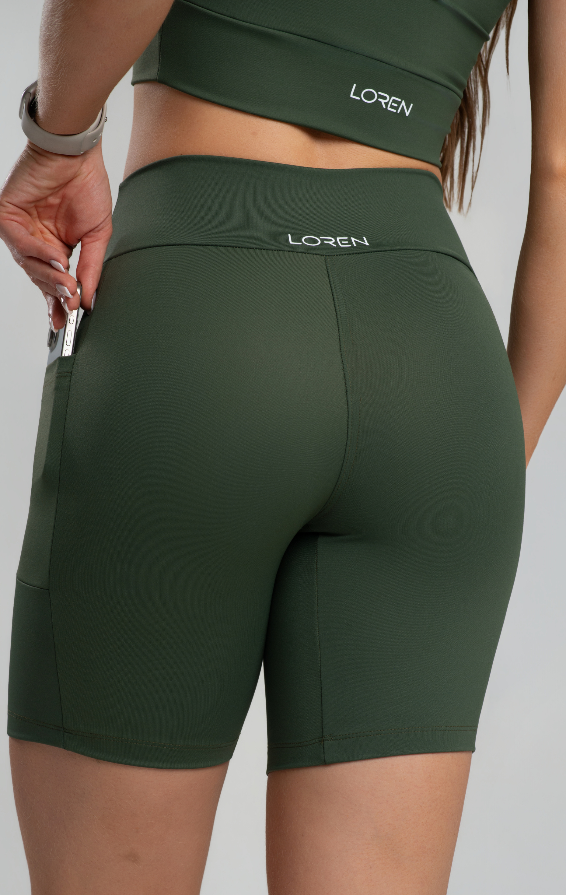 Conjunto Fitness Feminino reforçado Bermuda Com Bolso Poliamida Zero Transparência, Top Tira