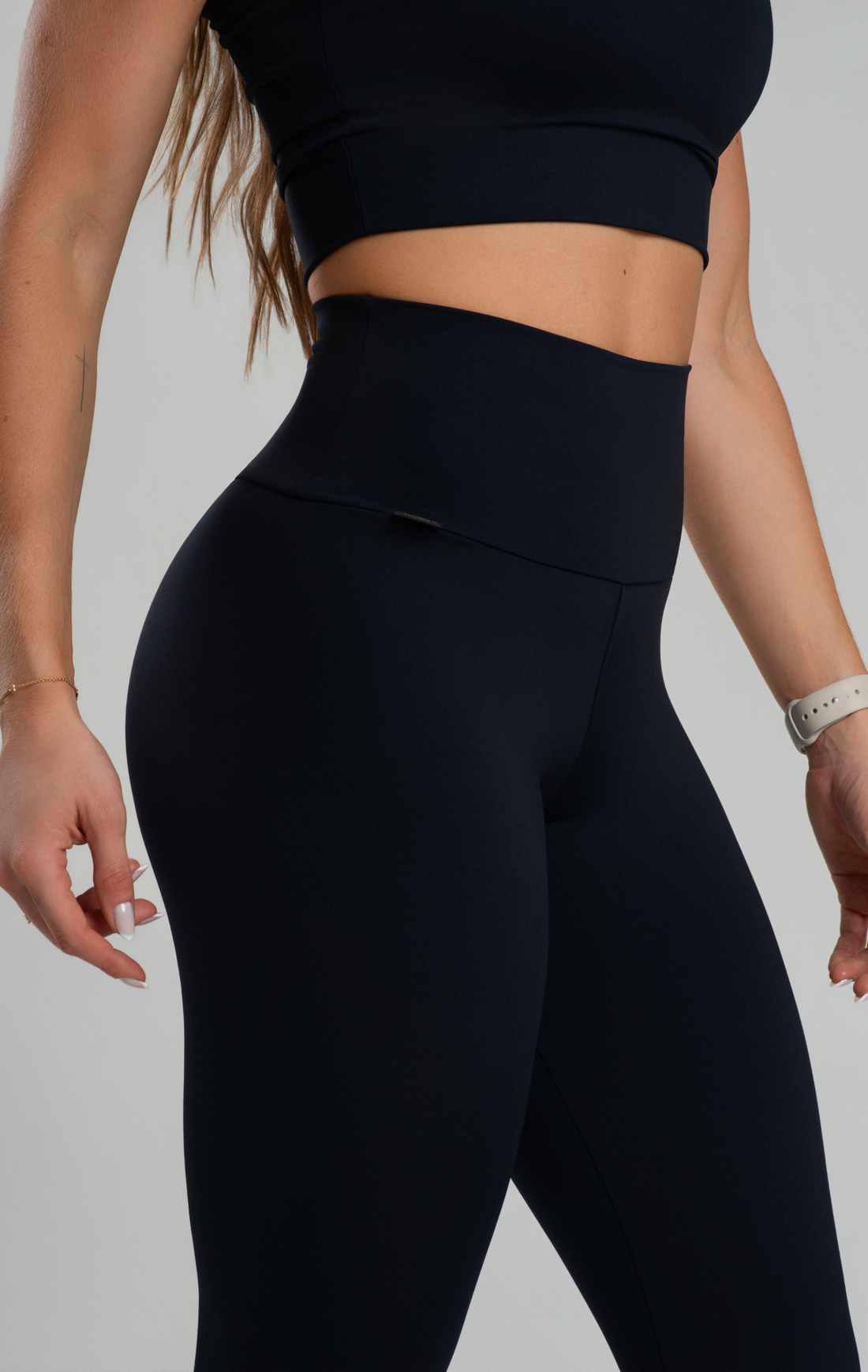 Legging Fitness Feminina Cós Alto Reforçado Duplo Segura Barriga Poliamida Zero Transparência